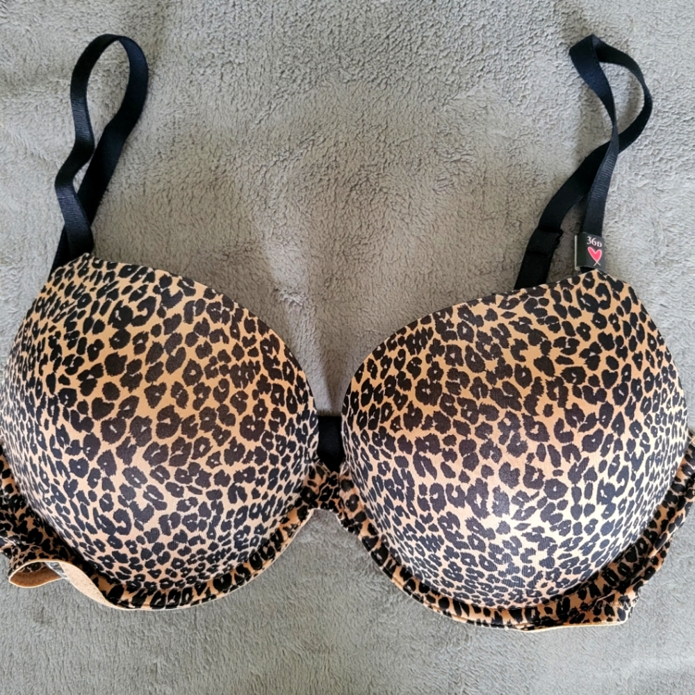 Victoria's Secret Push Up Bra 36D